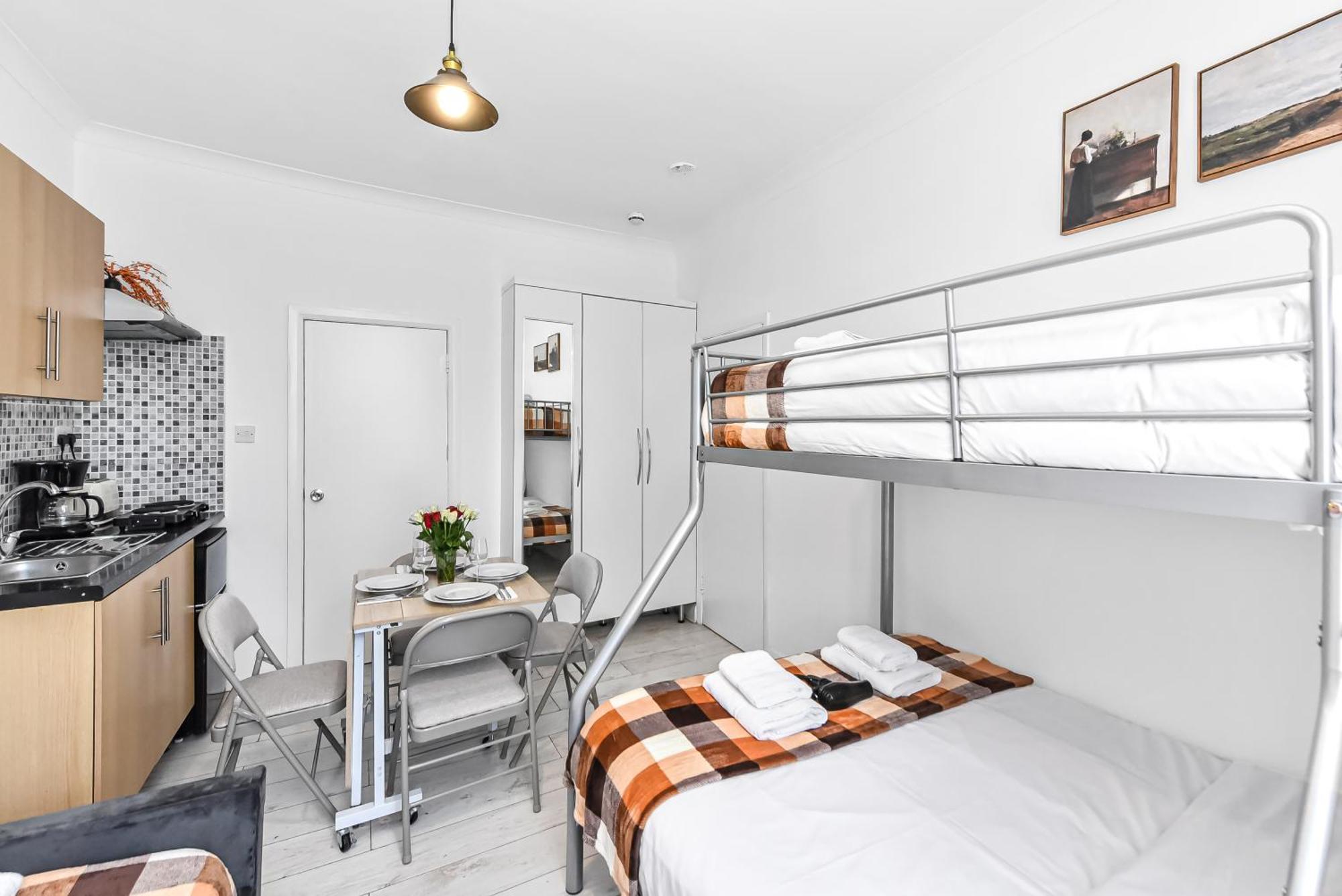 Minimal And Cosy Camden Apartments, 3 Mins To King's Cross St Pancras Apartment London