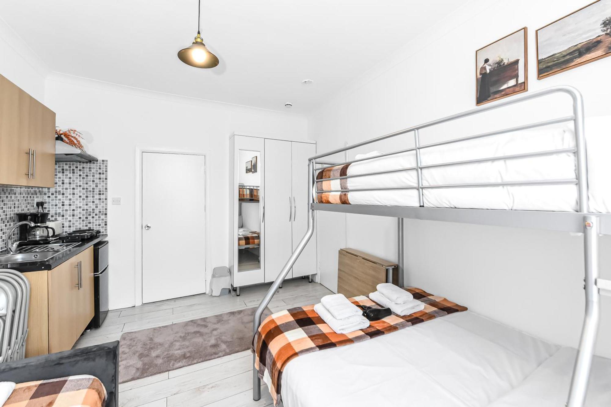Apartment Minimal And Cosy Camden Apartments, 3 Mins To King's Cross St Pancras *